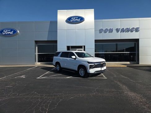 Used 2025 Chevrolet Tahoe LT image 1