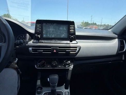 Used 2021 Kia Seltos LX AWD/4WD image 15