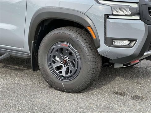 New 2026 Nissan Frontier PRO-4X w/ Pro-4x Convenience Package image 7