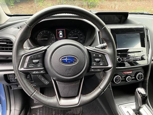 Used 2021 Subaru Crosstrek 2.0i Premium w/ Moonroof Package AWD/4WD image 13