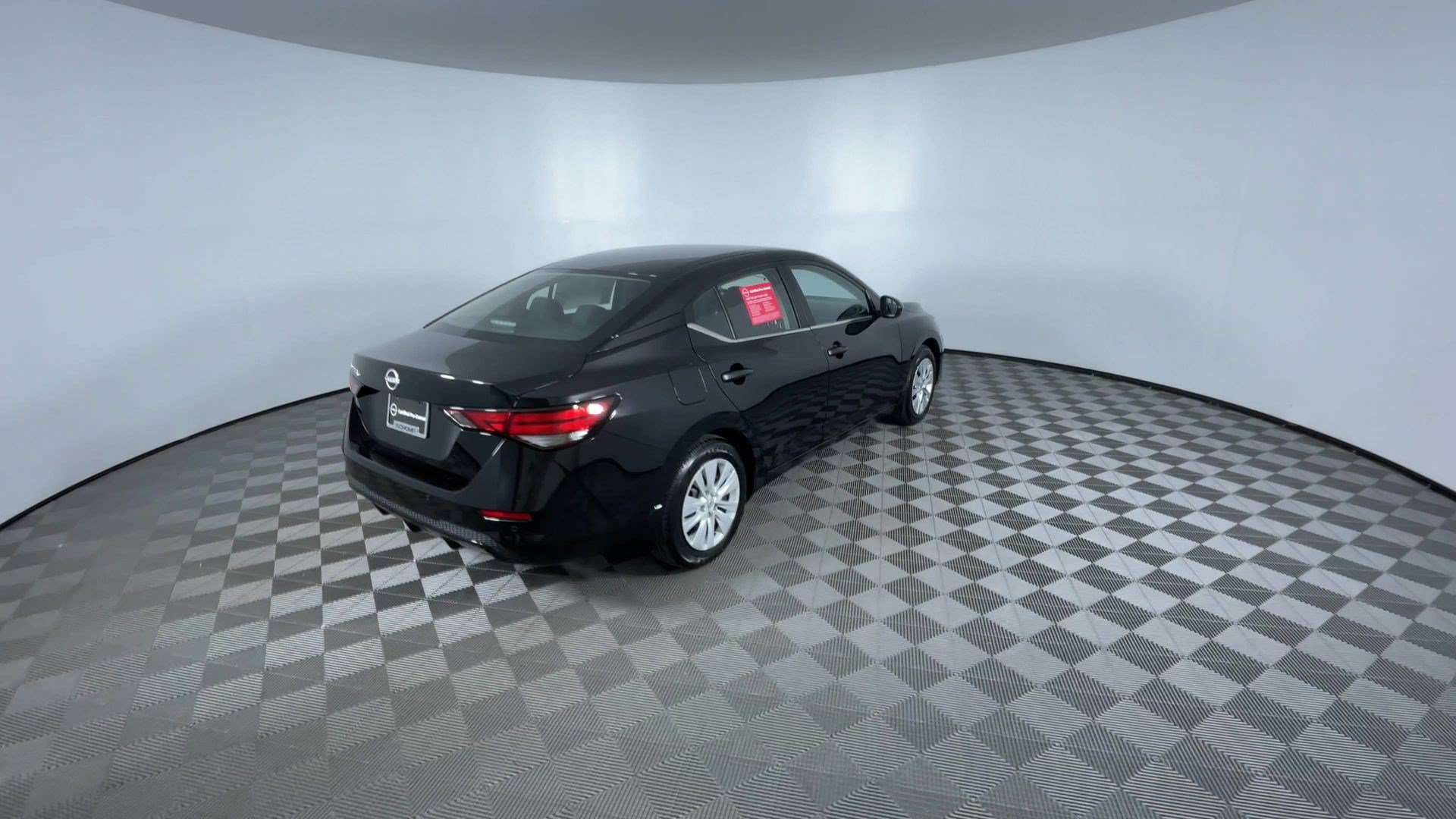 Certified 2025 Nissan Sentra S FWD image 8