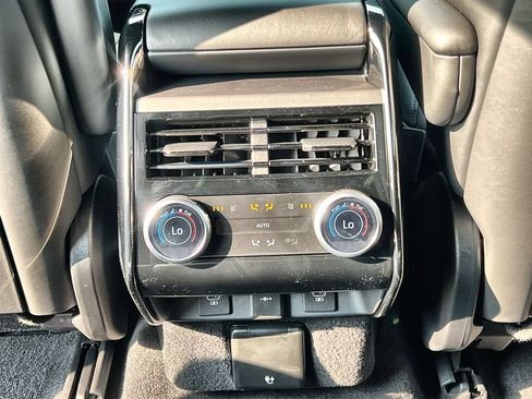 Certified 2025 Land Rover Range Rover Sport Autobiography AWD/4WD image 16