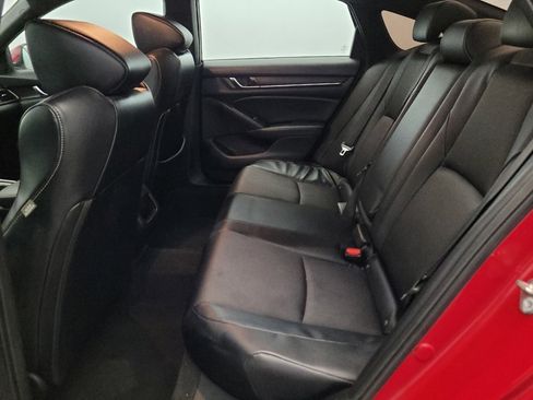 Used 2018 Honda Accord Sport image 18