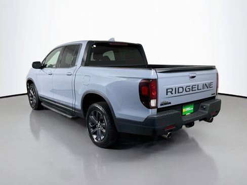 Used 2024 Honda Ridgeline Sport image 7