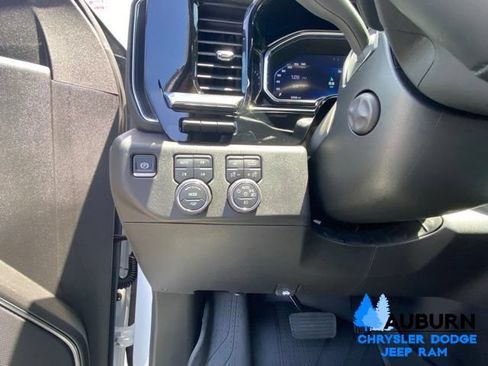 Used 2025 Chevrolet Silverado 1500 LTZ w/ Technology Package AWD/4WD image 37