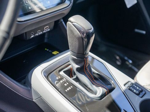 Certified 2025 Subaru Crosstrek 2.5i Limited w/ Crosstrek Mirror Package image 22