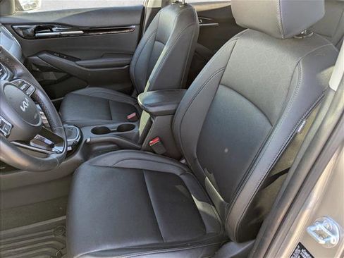 Used 2025 Kia Seltos EX w/ EX Sunroof Package image 24