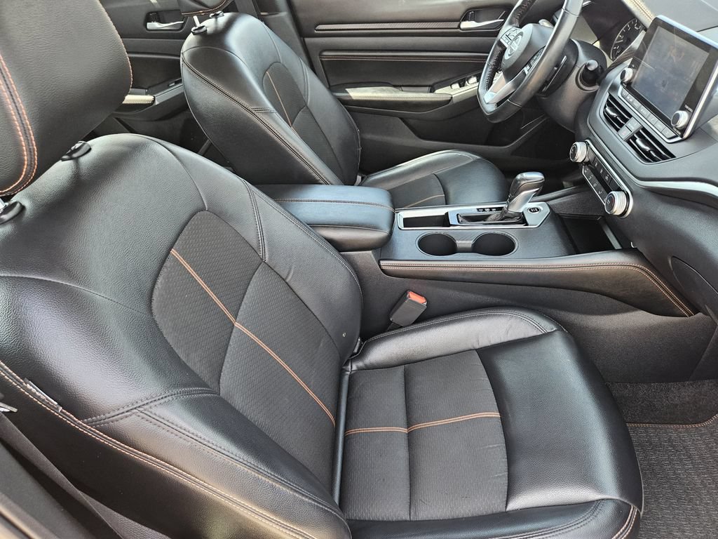 Used 2021 Nissan Altima 2.5 SR FWD image 15