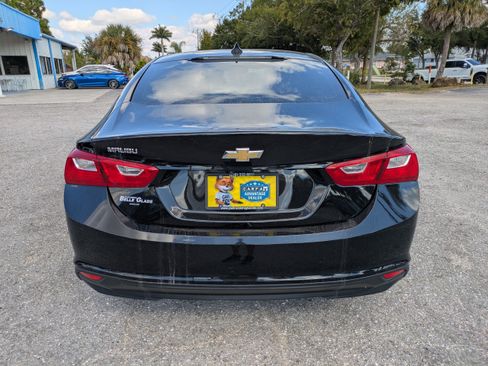 Used 2023 Chevrolet Malibu LS FWD image 5