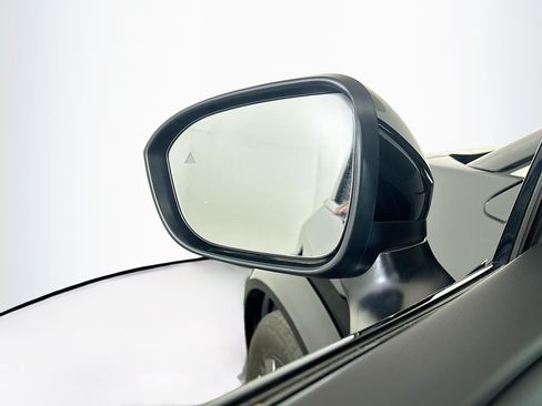 Used 2024 Nissan Ariya FWD image 16