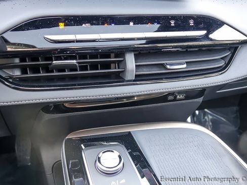 New 2026 Buick Enclave Avenir w/ Super Cruise Package image 21