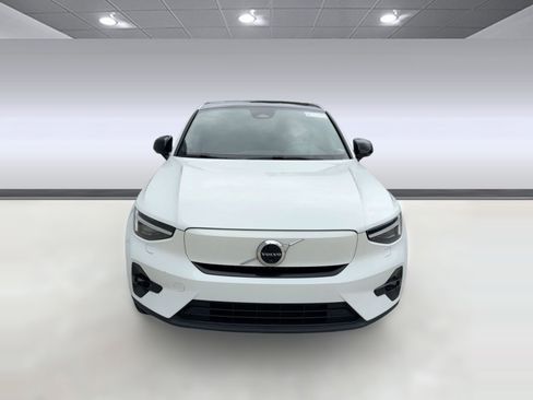 Certified 2023 Volvo C40 P8 Recharge Ultimate image 6