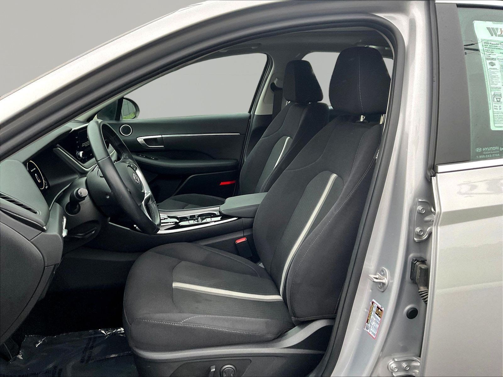 Used 2023 Hyundai Sonata SEL w/ Convenience Package FWD image 21