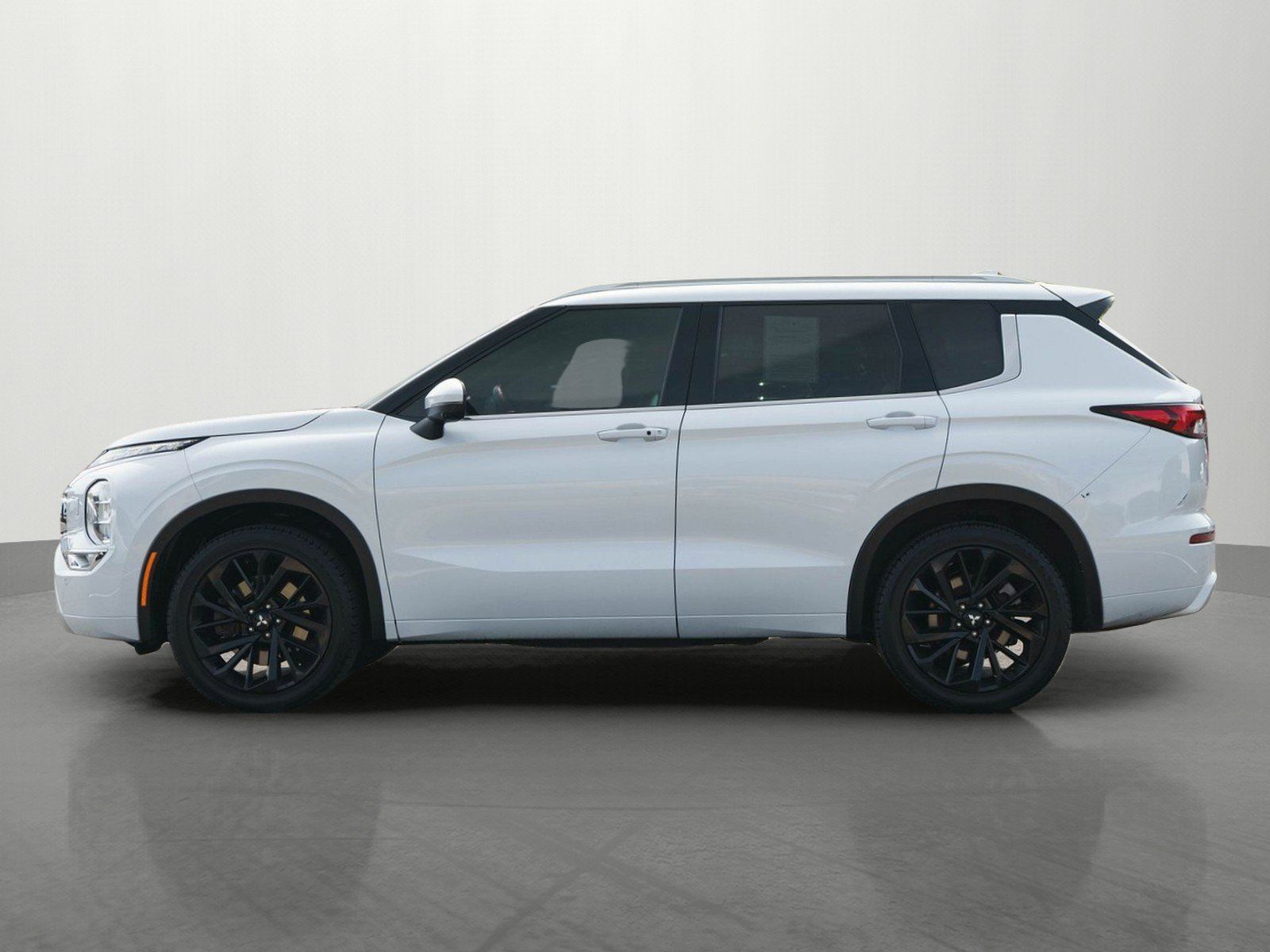 Used 2022 Mitsubishi Outlander SEL AWD/4WD image 4
