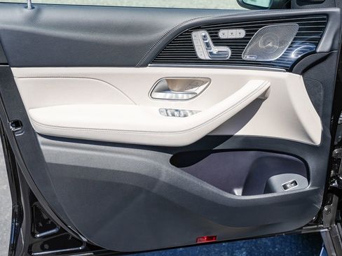 New 2026 Mercedes-Benz GLE 350 4MATIC image 19