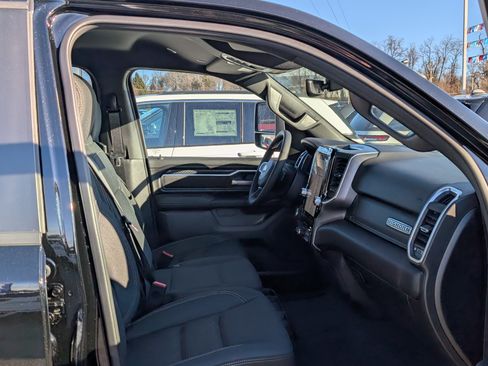 New 2026 RAM 1500 Big Horn AWD/4WD image 11