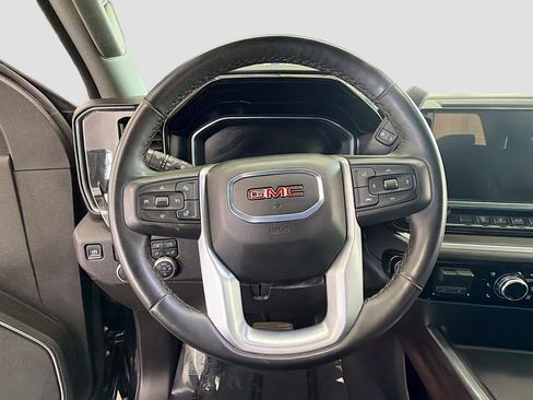 Used 2025 GMC Sierra 2500 SLT w/ SLT Convenience Package image 11