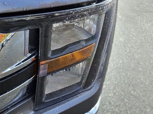 Used 2023 Ford F150 XLT image 10