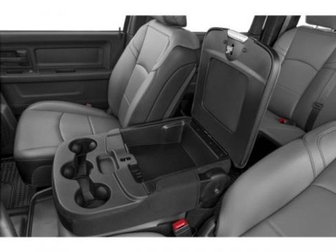 Used 2024 RAM 3500 Tradesman image 31