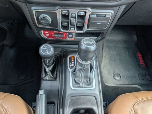 Used 2020 Jeep Wrangler Unlimited Rubicon AWD/4WD image 21