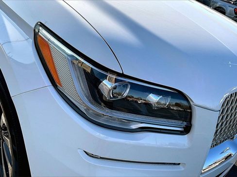 Used 2022 Lincoln Navigator L Reserve image 32