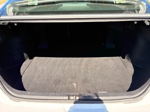 Used 2019 Toyota Camry SE image 30