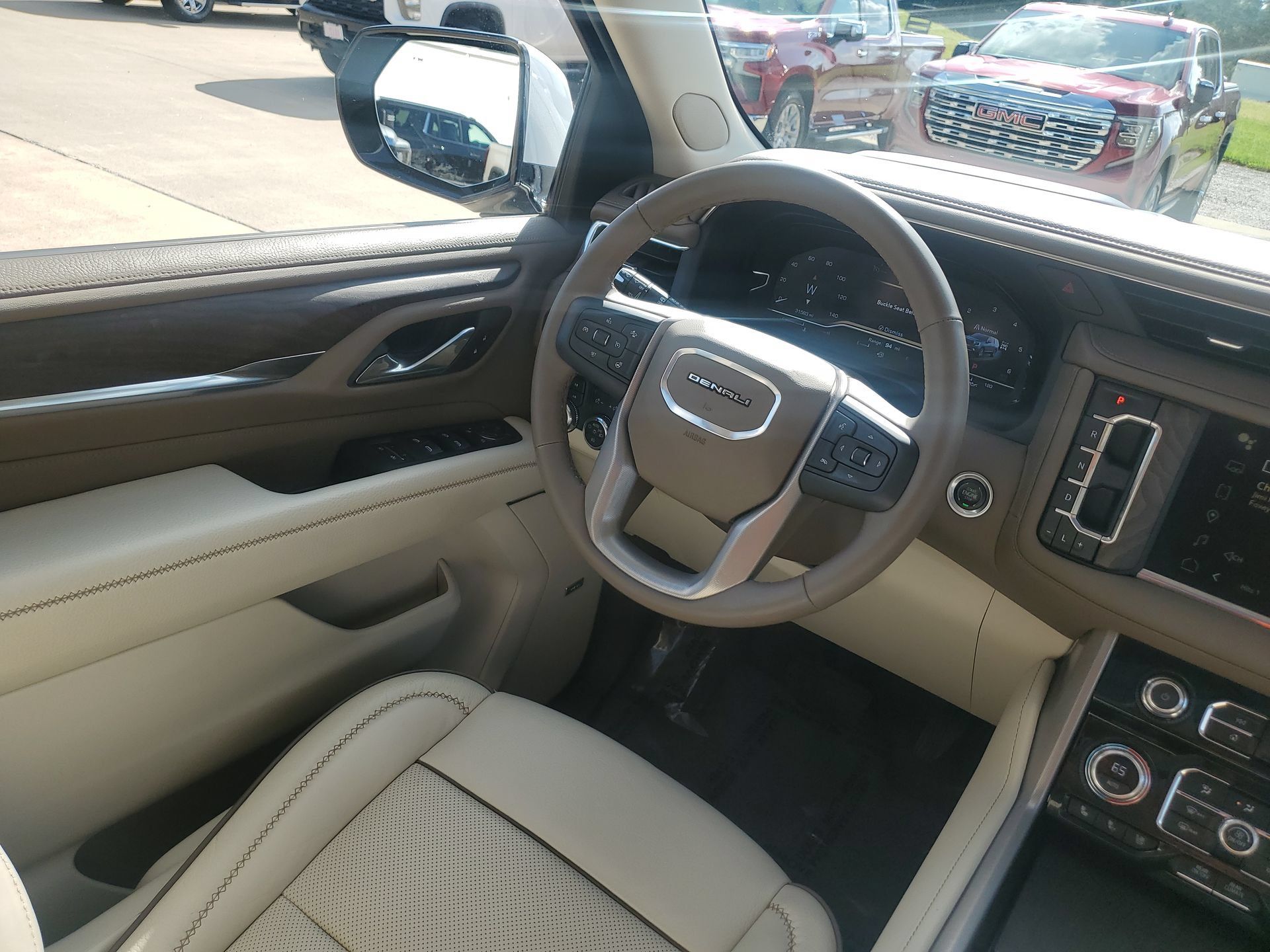 Used 2024 GMC Yukon Denali w/ Max Trailering Package AWD/4WD image 17
