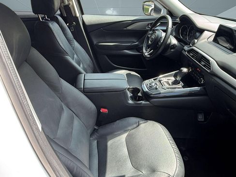 Used 2018 MAZDA CX-9 Touring FWD image 24
