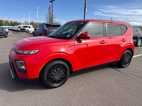 Used 2020 Kia Soul LX FWD image 19
