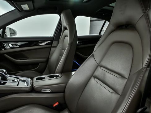 Used 2017 Porsche Panamera 4S AWD/4WD image 20