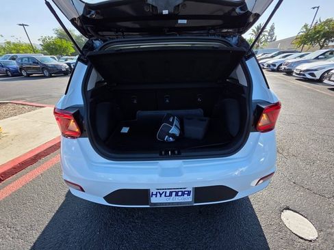 New 2025 Hyundai Venue Limited image 13