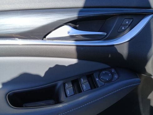 Used 2019 Buick Enclave Essence image 21