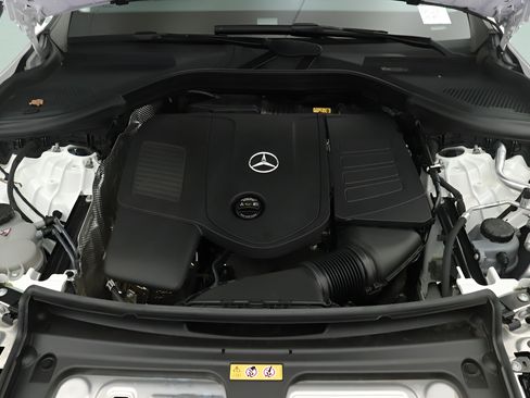 Certified 2023 Mercedes-Benz GLC 300 4MATIC image 24