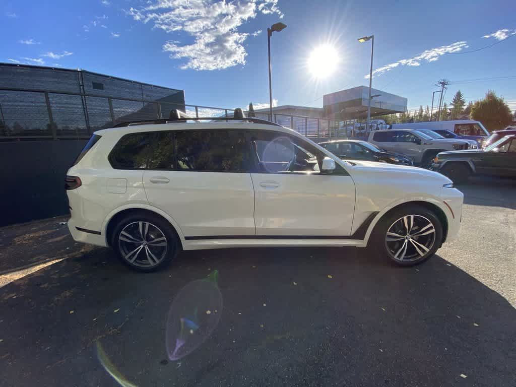 Used 2025 BMW X7 xDrive40i w/ Executive Package AWD/4WD image 7