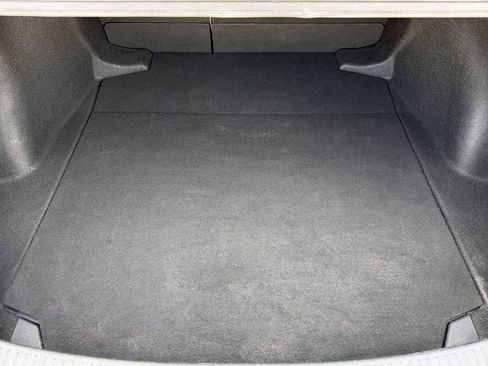 Used 2023 Toyota Corolla LE image 21