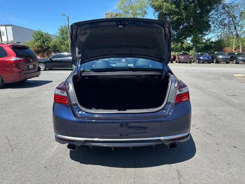 Used 2016 Honda Accord Sport image 24