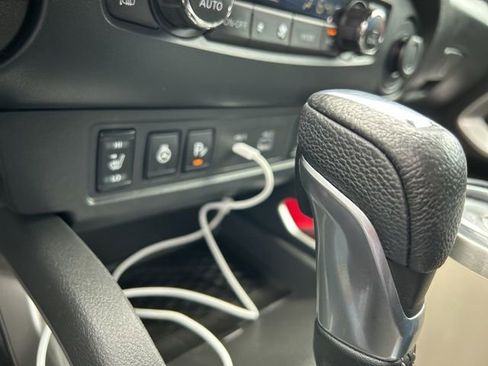 Used 2022 Nissan Frontier SV RWD image 25