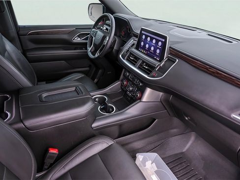 Used 2021 Chevrolet Tahoe Z71 w/ Z71 Signature Package image 35