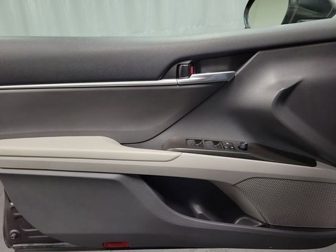 Used 2023 Toyota Camry LE image 22