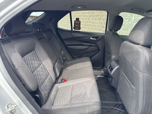 Used 2020 Chevrolet Equinox LT image 37