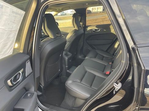 New 2026 Volvo XC60 T8 Ultra w/ Climate Package AWD/4WD image 8
