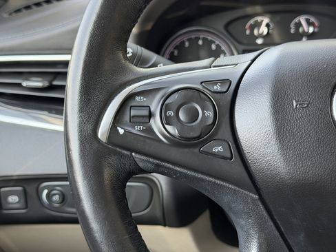 Used 2020 Buick Enclave Essence w/ Sound and Sites Package image 38