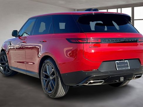 Used 2025 Land Rover Range Rover Sport SE image 12