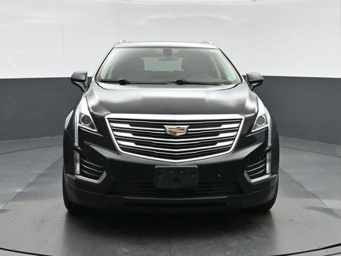 Used 2018 Cadillac XT5 Luxury image 2
