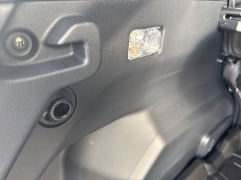 Certified 2025 Subaru Crosstrek 2.5i Limited image 31