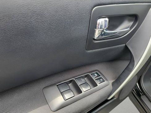 Used 2013 Nissan Rogue S w/ Special Edition Pkg AWD/4WD image 16