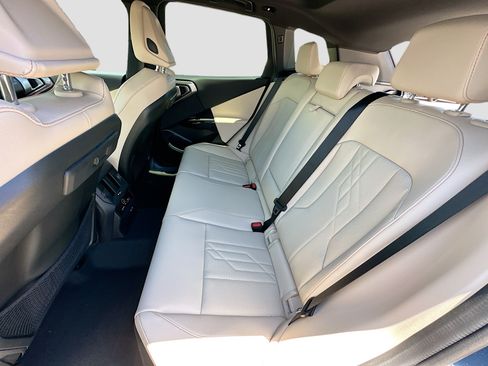 New 2026 BMW X3 xDrive30i w/ Premium Package AWD/4WD image 18