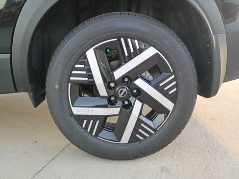 New 2026 Nissan Kicks SV image 23