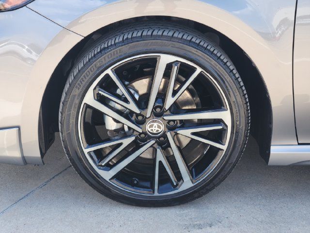 Used 2026 Toyota Camry XSE FWD image 17