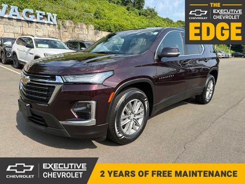 Used 2023 Chevrolet Traverse LT AWD/4WD image 1